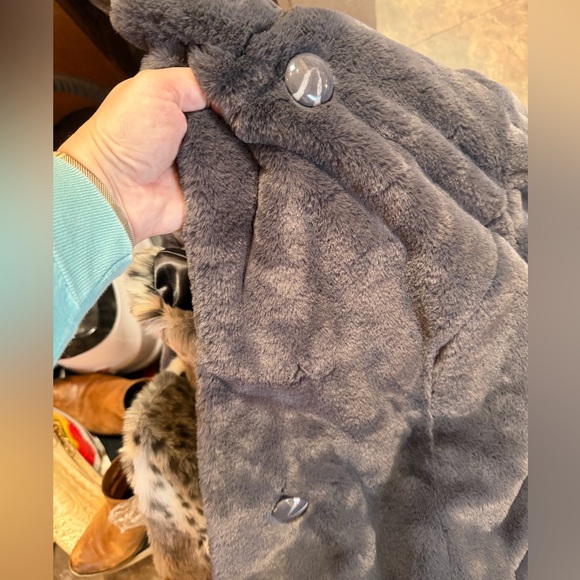 Dennis Basso Plush Faux Fur Coat 3X | Statement Plus Size Outerwear - Picture 6 of 8